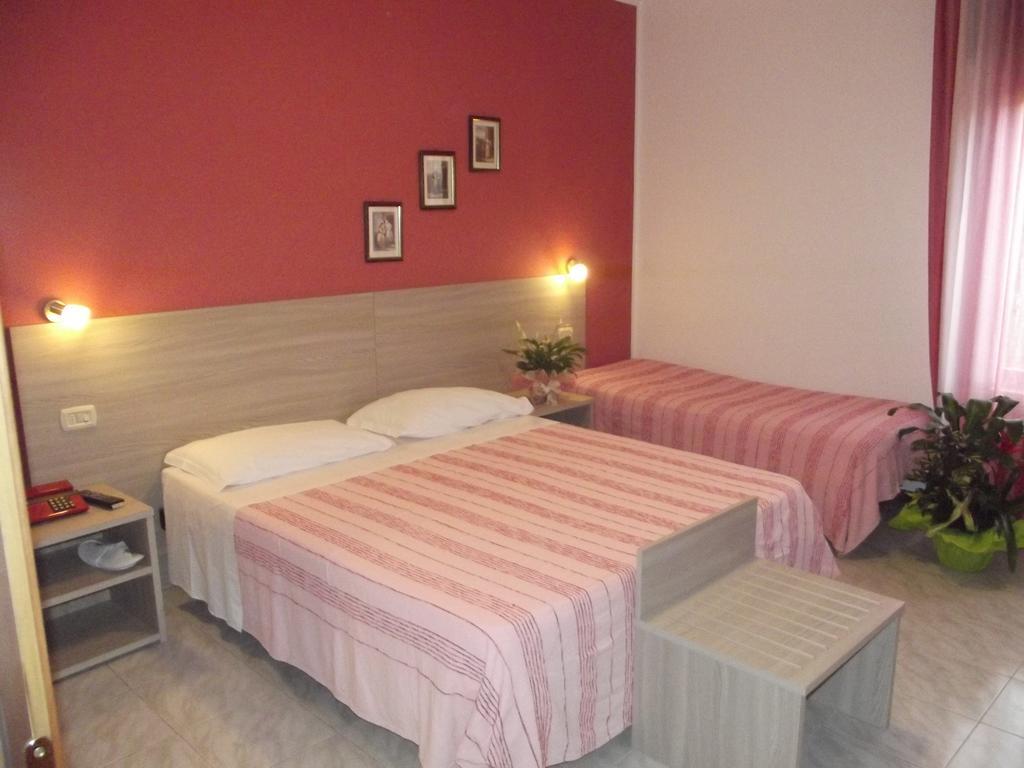 Hotel Piccadilly Монтекатини-Терме Экстерьер фото