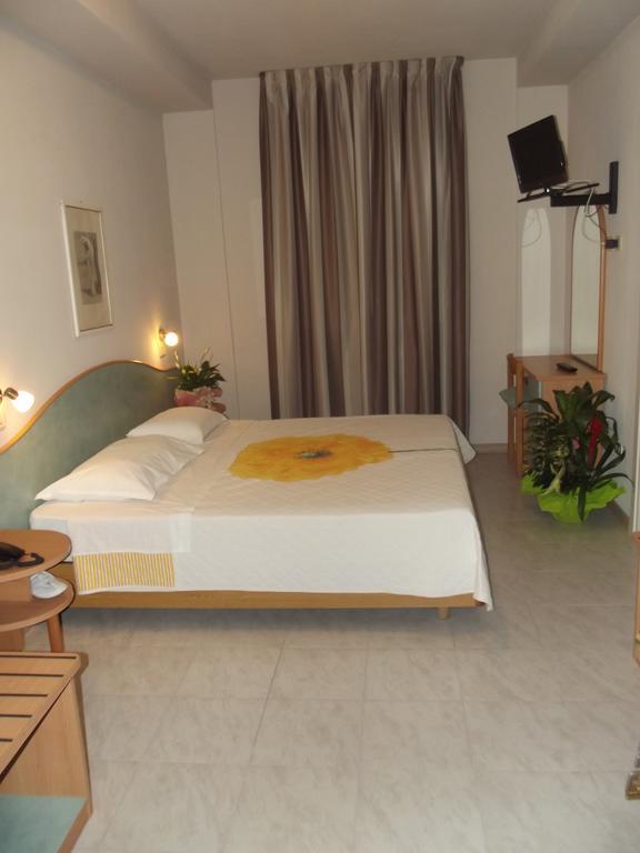 Hotel Piccadilly Монтекатини-Терме Экстерьер фото