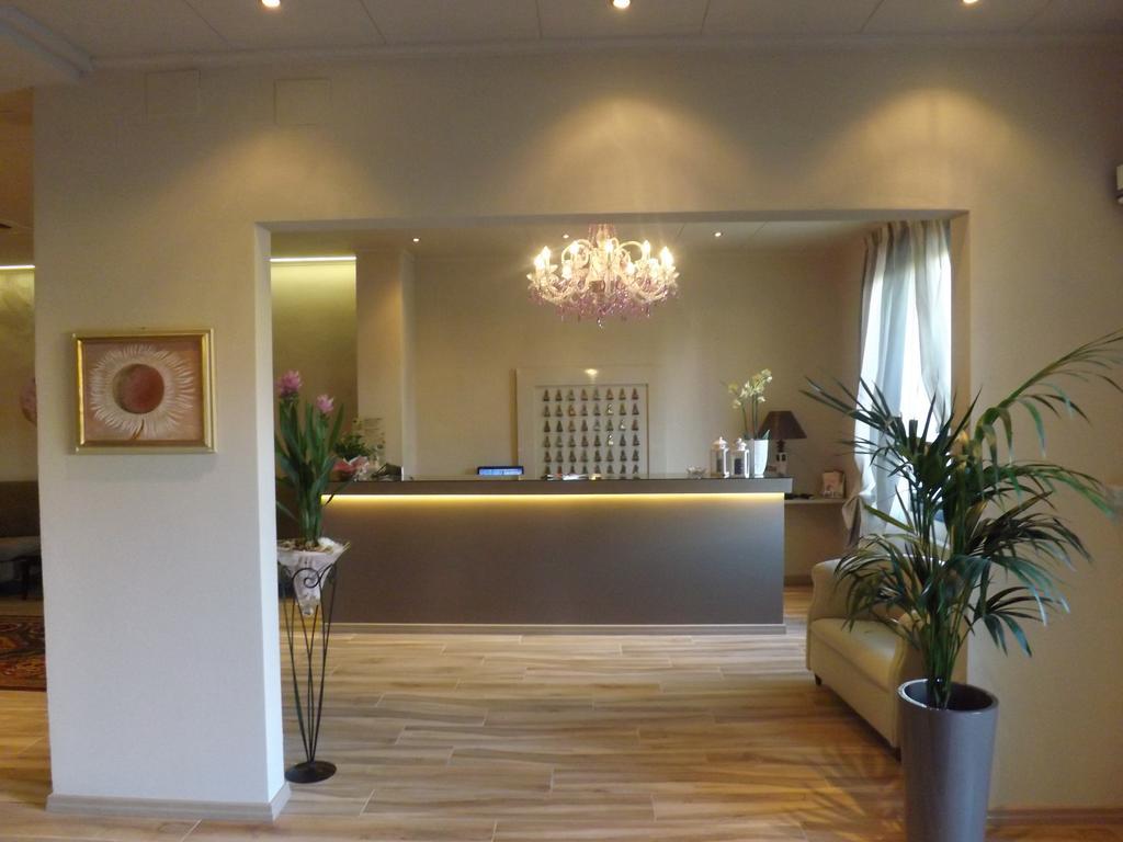 Hotel Piccadilly Монтекатини-Терме Экстерьер фото