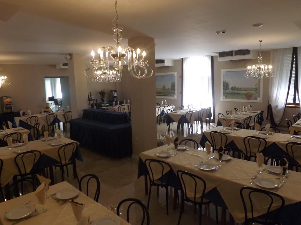Hotel Piccadilly Монтекатини-Терме Экстерьер фото