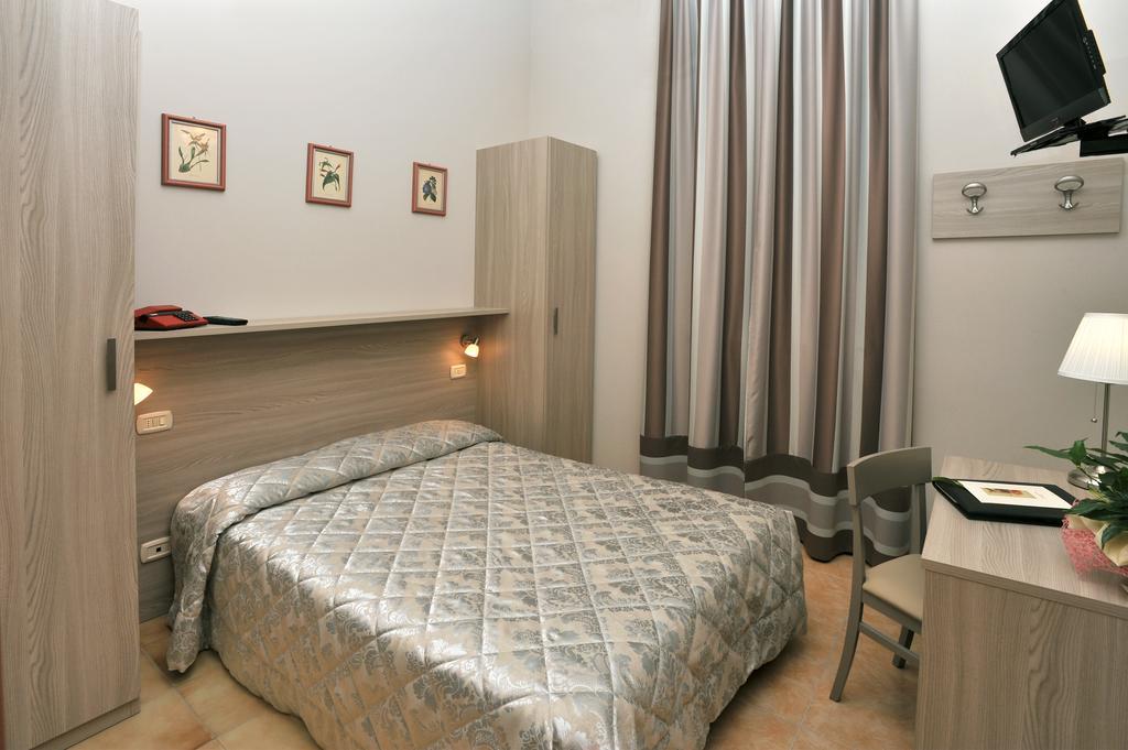 Hotel Piccadilly Монтекатини-Терме Экстерьер фото