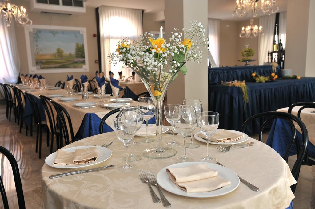 Hotel Piccadilly Монтекатини-Терме Экстерьер фото